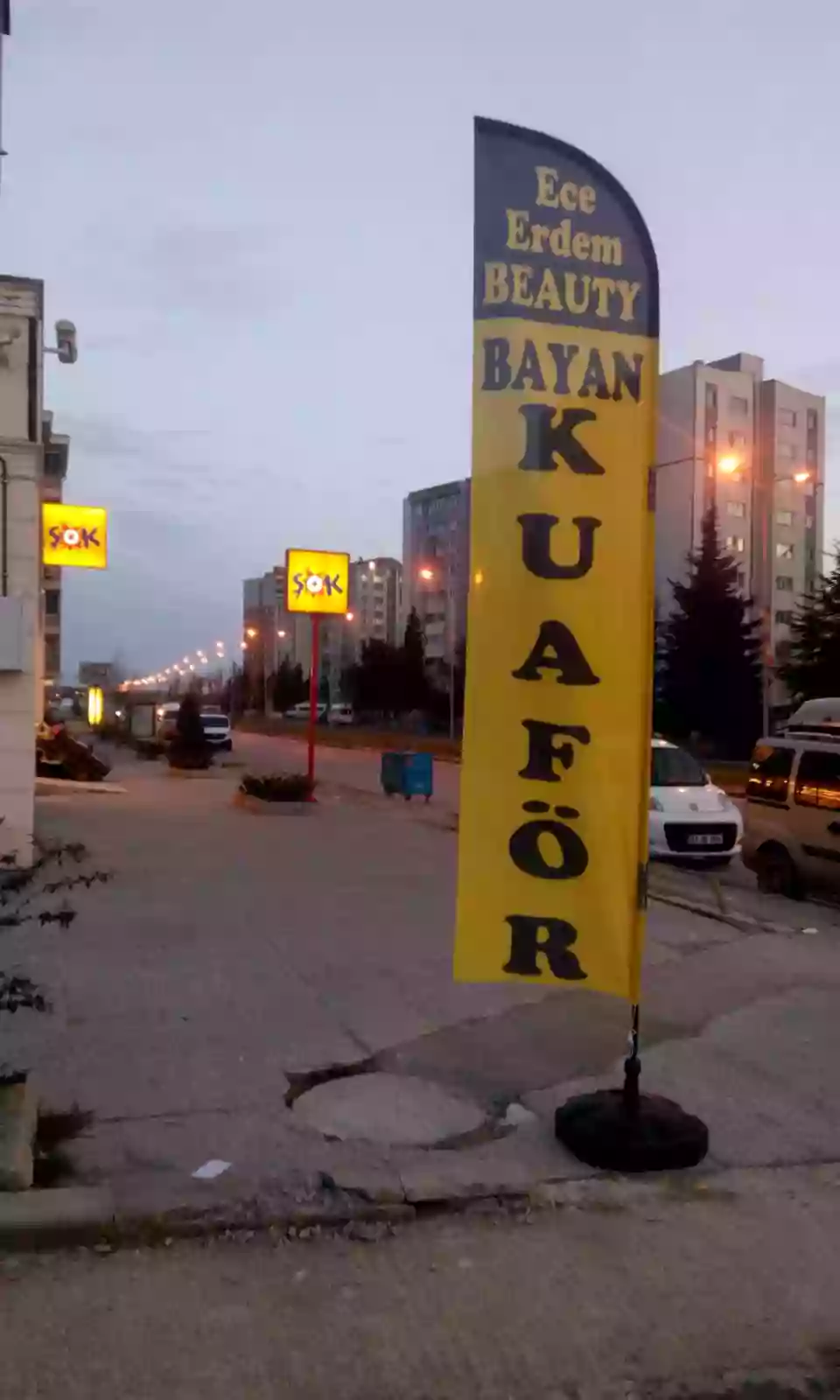 Bayan Kuaförü Yelken Bayrağı-5