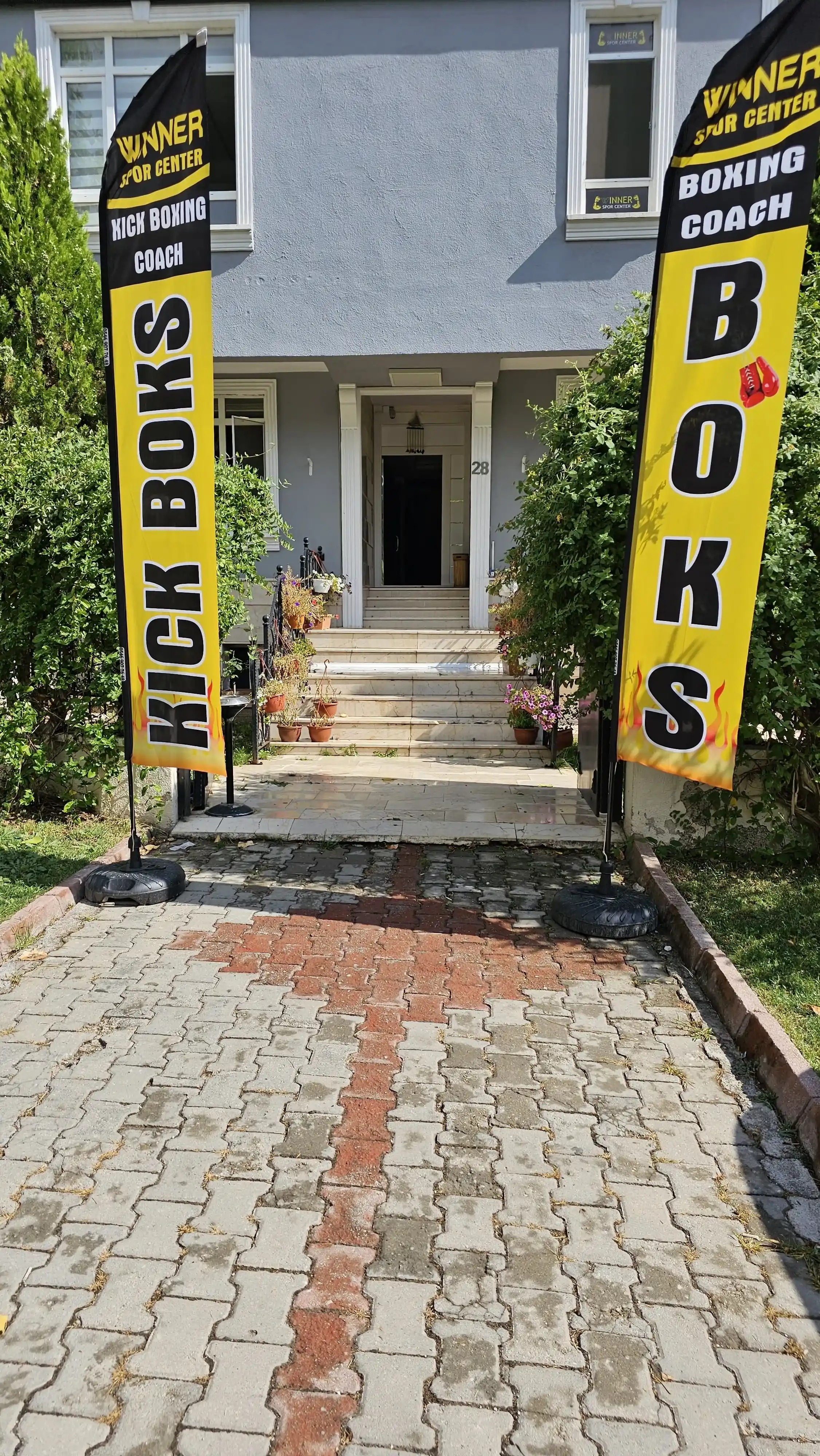 spor-salonu-yelken-bayragi-31